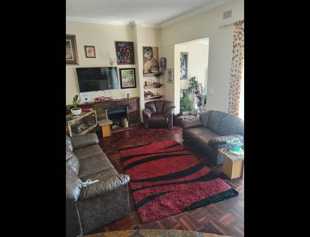 3 BEDROOM HOUSE FOR SALE IN SUNNYRIDGE